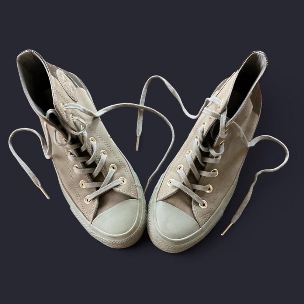 Converse Chuck Taylor High Tops